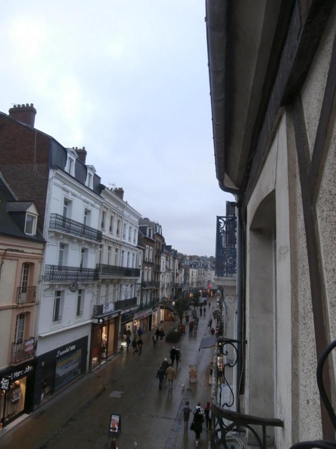 Au Claire De Lune Dieppe Bagian luar foto